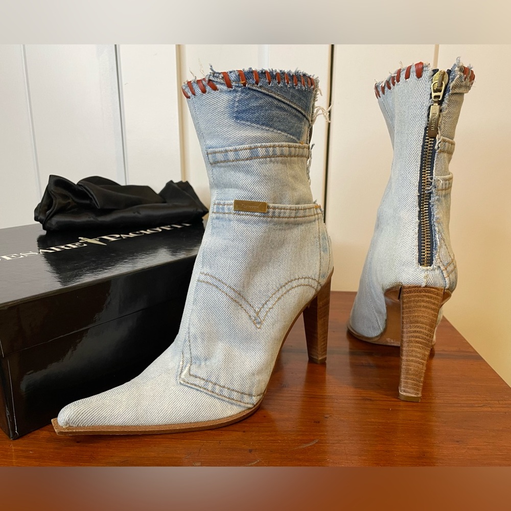 Cesare Paciotti - jean heeled ankle boots size 37